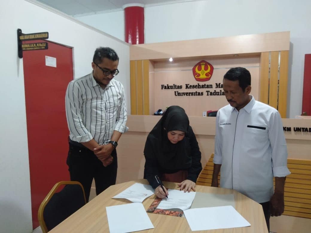 Kuatkan Kerjasama, Kali Ini Prodi Kesmas FKM Untad Tandatangani SPK dengan Prodi Kesmas FIKKM Unima