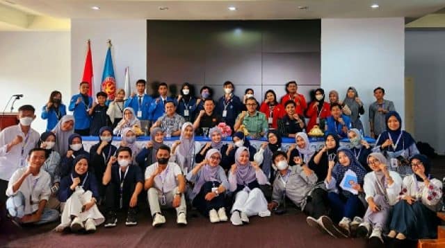 Permakem Untad Gelar National Essay Competition