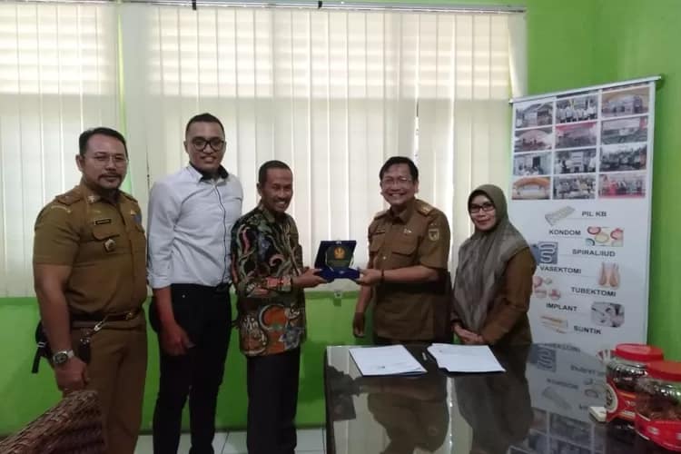 FKM Untad Jalin Kerja Sama dengan Dinas P2KB Kota Palu