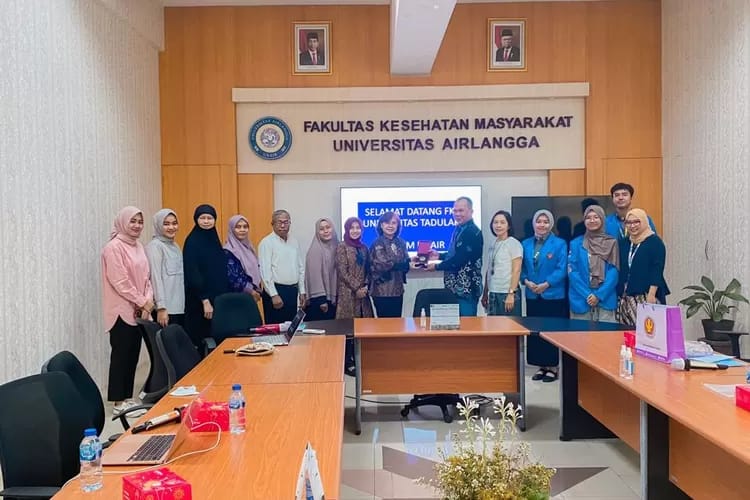 FKM Untad Lakukan Kunjungan Monitoring Mahasiswa PMM MBKM di FKM Unair Surabaya