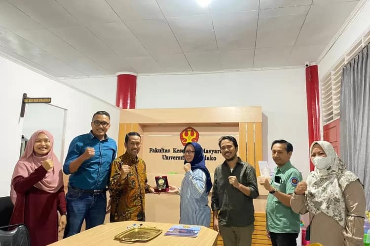 FKM Untad Jalin Kerja Sama dengan TuK Indonesia